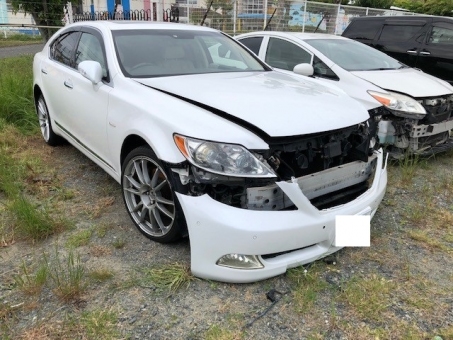 Поврежденные и аварийные автомобили 2